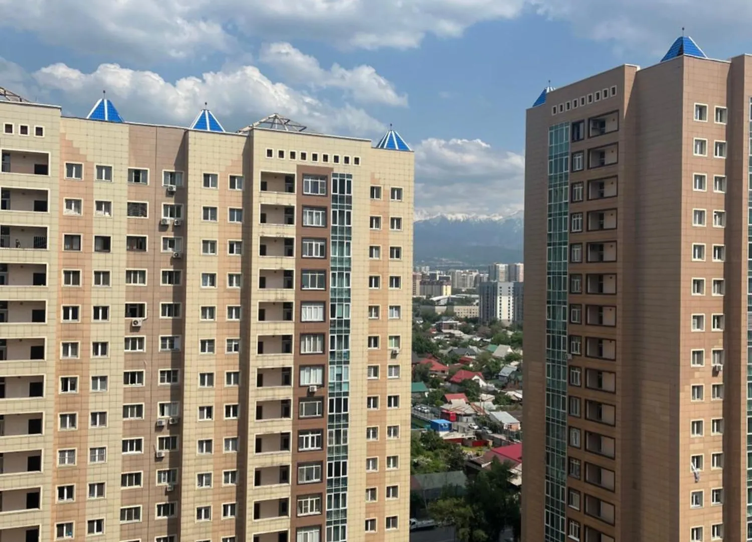 Отличные Апартаменты Со Всеми Удобствами Almaty Kazakhstan